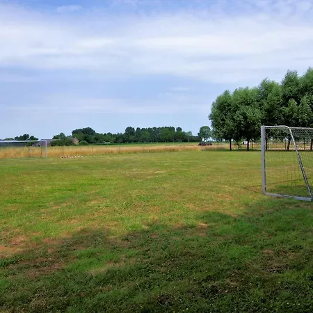 Bed And Breakfast Wouw לינה וארוחת בוקר 3*