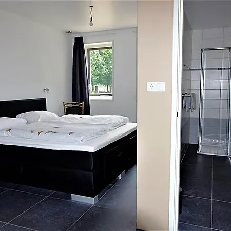 Bed&breakfast Wouw 3*
